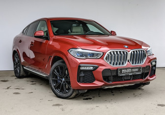 Подержанный автомобиль BMW X6 2021 года (3 фото)