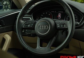Подержанный автомобиль Audi A5 Liftback 2019 года (10 фото)