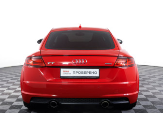 Подержанный автомобиль Audi TT Coupe 2016 года (6 фото)