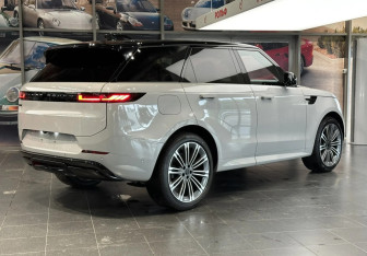 Новый Land Rover Range Rover Sport 2026 (7 фото)