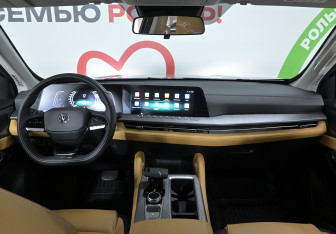 Подержанный автомобиль Changan Hunter Plus 2024 года (10 фото)