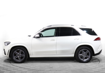 Подержанный автомобиль Mercedes-Benz GLE 2020 года (8 фото)