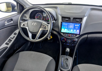 Подержанный автомобиль Hyundai Solaris Sedan 2012 года (26 фото)