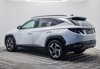 Подержанный автомобиль Hyundai Tucson 2024 года (3 фото)