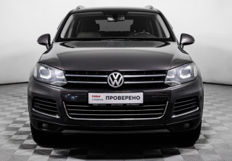 Подержанный автомобиль Volkswagen Touareg 2010 года (2 фото)
