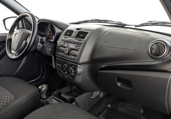 Подержанный автомобиль LADA (ВАЗ) Granta Liftback 2024 года (13 фото)