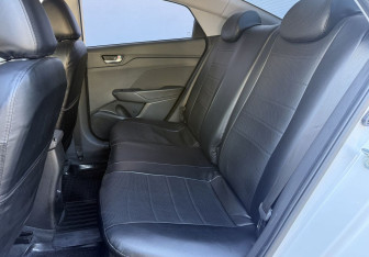 Подержанный автомобиль Hyundai Solaris Sedan 2021 года (11 фото)