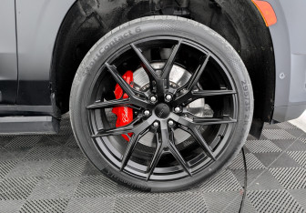 Подержанный автомобиль Cadillac Escalade Suv 2021 года (19 фото)