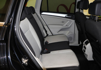 Подержанный автомобиль Volkswagen Tiguan 2017 года (18 фото)