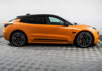 Подержанный автомобиль Zeekr 001 2023 года (4 фото)