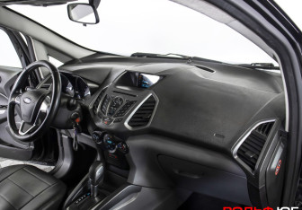 Подержанный автомобиль Ford EcoSport 2014 года (9 фото)