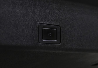 Подержанный автомобиль Jaecoo J7 2023 года (19 фото)