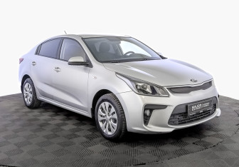 Подержанный автомобиль Kia Rio Sedan 2017 года (3 фото)