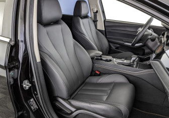 Подержанный автомобиль Omoda S5 2024 года (23 фото)