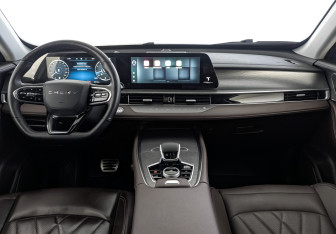 Подержанный автомобиль Chery Tiggo 8 Pro Max 2023 года (14 фото)