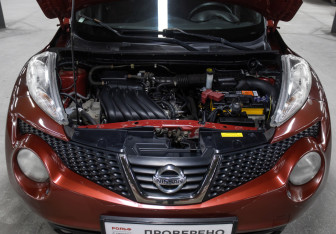 Подержанный автомобиль Nissan Juke 2013 года (9 фото)