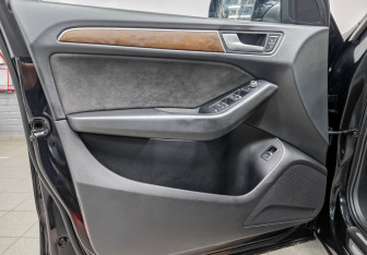 Подержанный автомобиль Audi Q5 2013 года (20 фото)