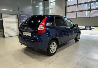 Подержанный автомобиль LADA (ВАЗ) Kalina Hatchback 2013 года (4 фото)
