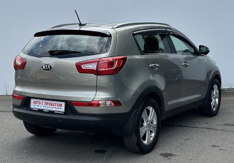 Подержанный автомобиль Kia Sportage 2013 года (5 фото)