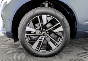 Новый Volvo XC60 2025 (7 фото)