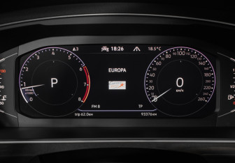 Подержанный автомобиль Volkswagen Tiguan 2021 года (13 фото)