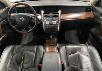 Подержанный автомобиль Nissan Teana 2007 года (10 фото)