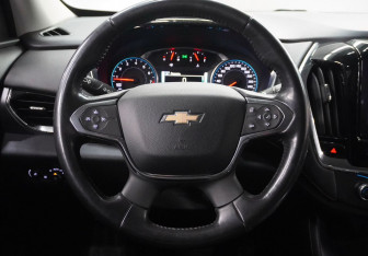 Подержанный автомобиль Chevrolet Traverse 2018 года (10 фото)