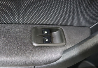 Подержанный автомобиль Skoda Yeti 2012 года (11 фото)