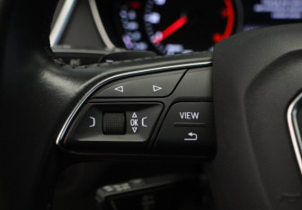 Подержанный автомобиль Audi Q5 2017 года (11 фото)
