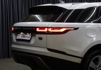 Подержанный автомобиль Land Rover Range Rover Velar 2020 года (23 фото)