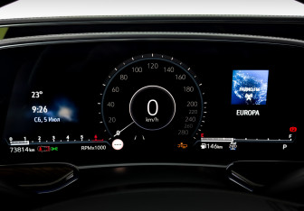 Подержанный автомобиль Cadillac Escalade Suv 2021 года (14 фото)