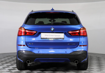 Подержанный автомобиль BMW X1 2019 года (4 фото)