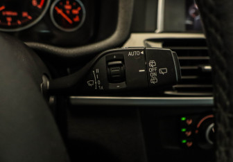 Подержанный автомобиль BMW X3 2014 года (13 фото)