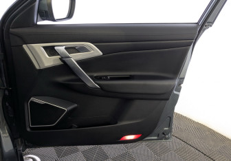 Подержанный автомобиль Geely Atlas 2019 года (26 фото)