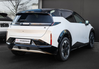 Подержанный автомобиль Zeekr X 2023 года (4 фото)