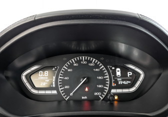 Подержанный автомобиль Changan Alsvin 2023 года (16 фото)