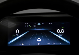 Подержанный автомобиль Omoda C5 2023 года (11 фото)