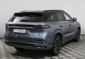 Подержанный автомобиль Jaecoo J8 2024 года (5 фото)