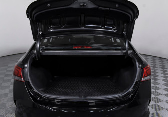 Подержанный автомобиль Hyundai Solaris Sedan 2021 года (17 фото)