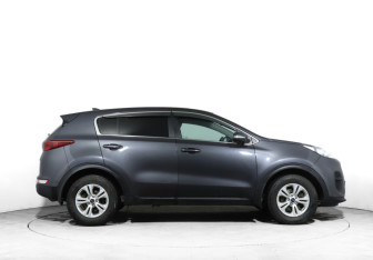 Подержанный автомобиль Kia Sportage 2017 года (4 фото)