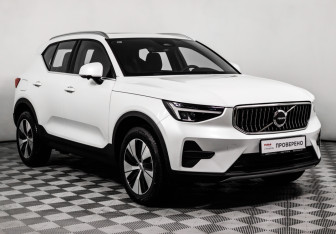Новый Volvo XC40 2024 (3 фото)