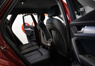 Подержанный автомобиль Audi Q5 2017 года (31 фото)