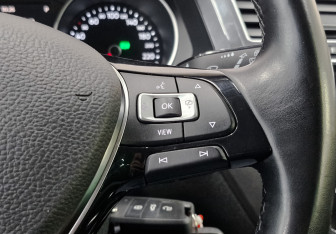 Подержанный автомобиль Volkswagen Tiguan 2020 года (25 фото)