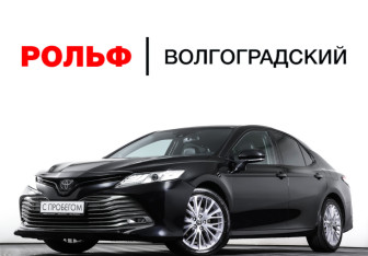 Подержанный автомобиль Toyota Camry Sedan 2018 года (30 фото)