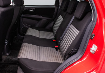 Подержанный автомобиль Suzuki SX4 Hatchback 2010 года (11 фото)