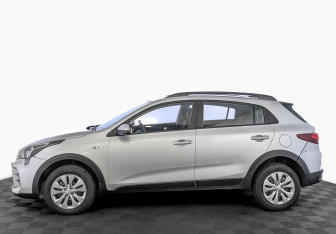Подержанный автомобиль Kia Rio Hatchback 2021 года (8 фото)