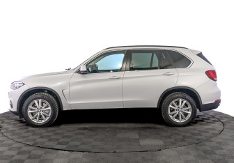 Подержанный автомобиль BMW X5 2018 года (8 фото)