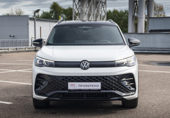 Подержанный автомобиль Volkswagen Tiguan 2025 года (2 фото)