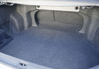 Подержанный автомобиль Toyota Camry Sedan 2011 года (9 фото)