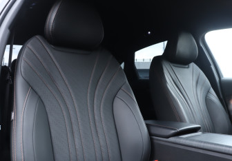 Подержанный автомобиль Geely Preface 2024 года (14 фото)